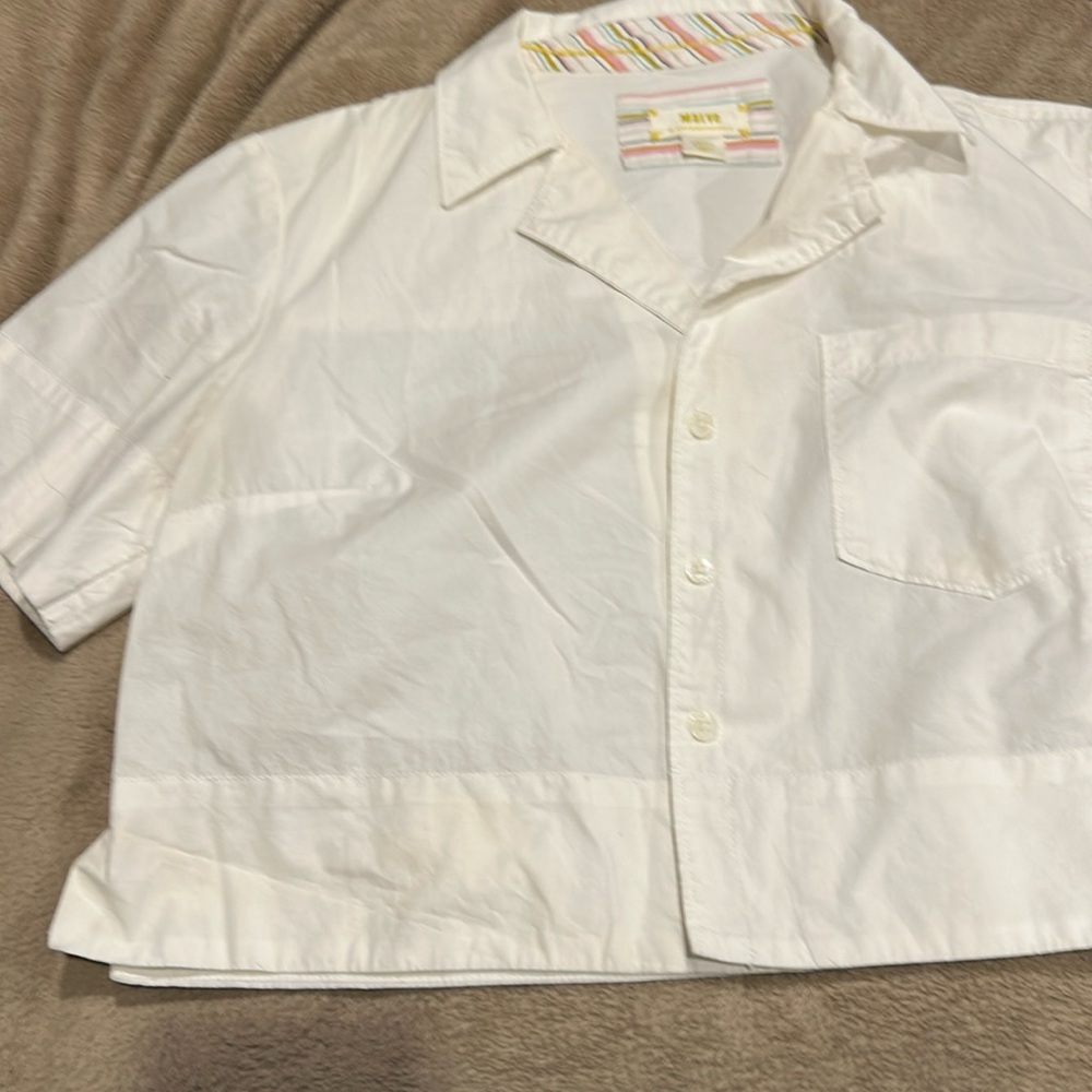 Maeve short sleeve cropped blouse. Size small